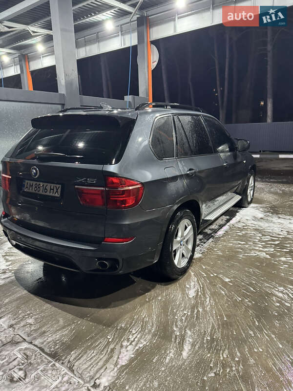 BMW X5 2011