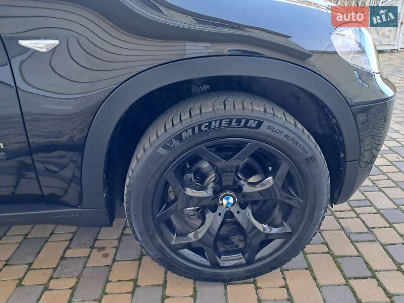 Внедорожник / Кроссовер BMW X5 2012 в Могилев-Подольске