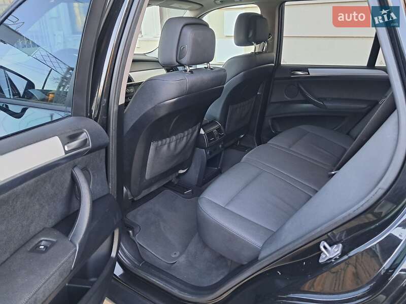 Внедорожник / Кроссовер BMW X5 2012 в Могилев-Подольске