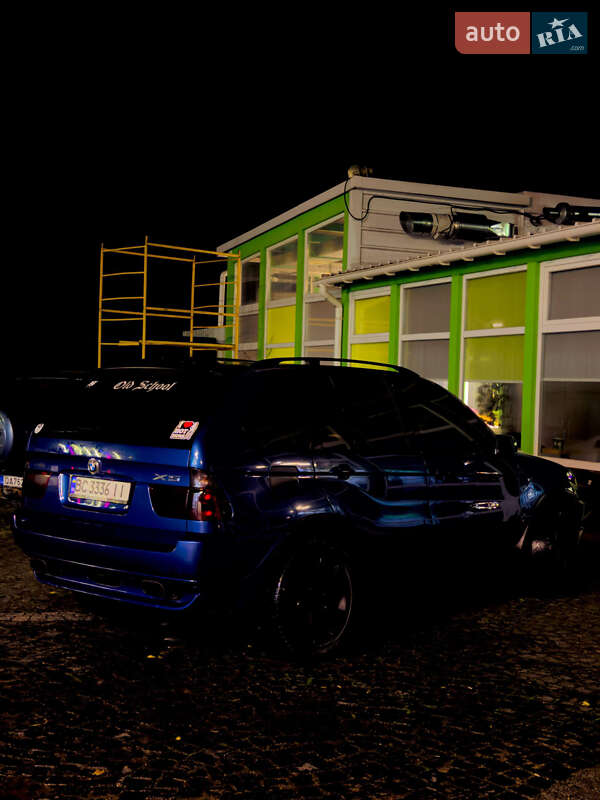 Внедорожник / Кроссовер BMW X5 2000 в Золочеве