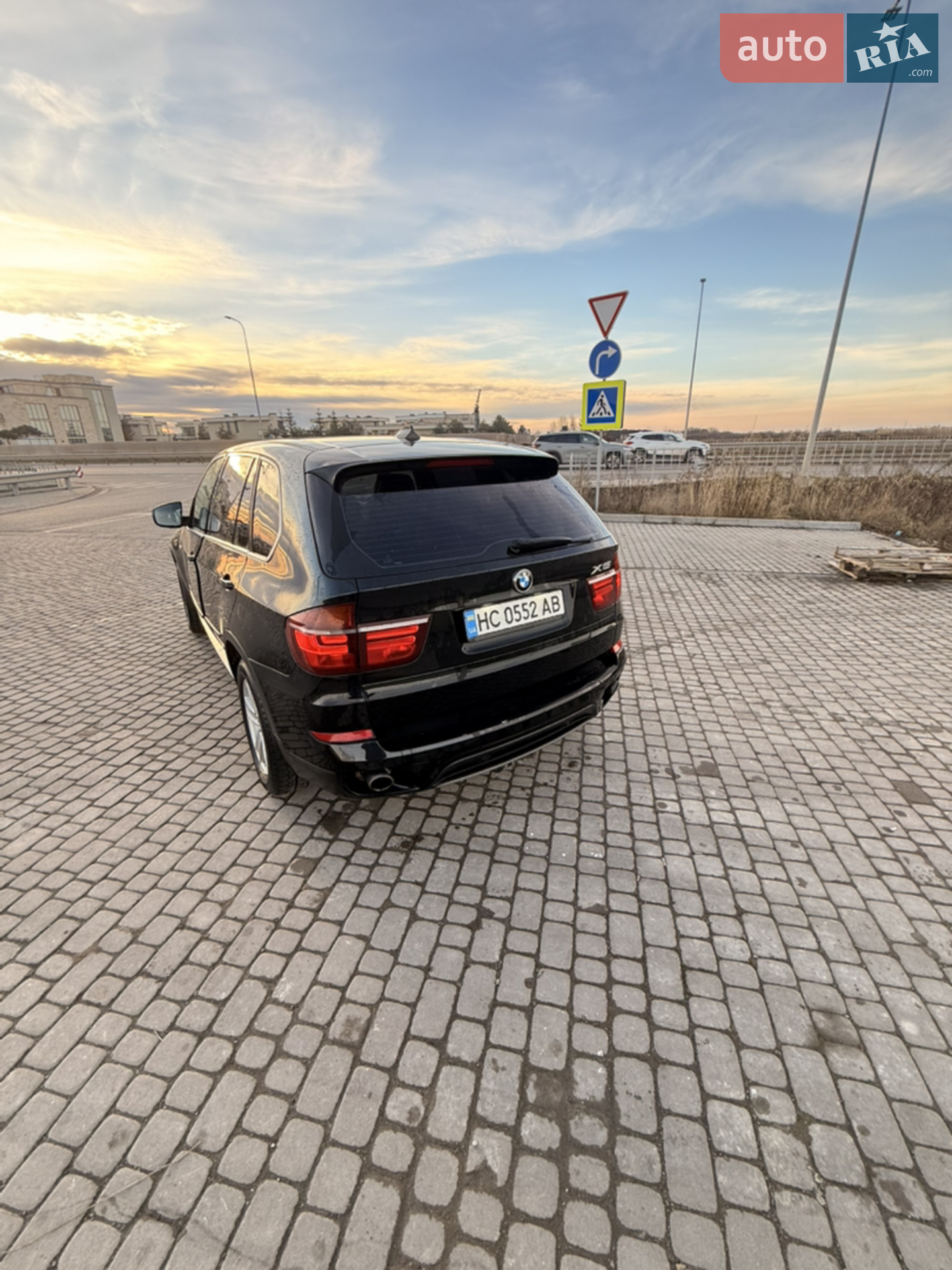 2010 BMW X5 - мініатюра 5