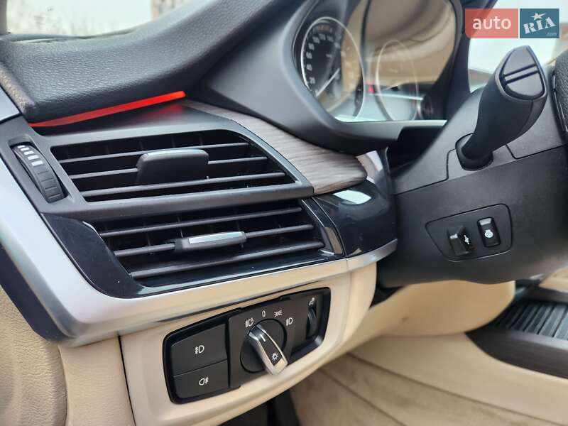 Внедорожник / Кроссовер BMW X5 2013 в Киеве