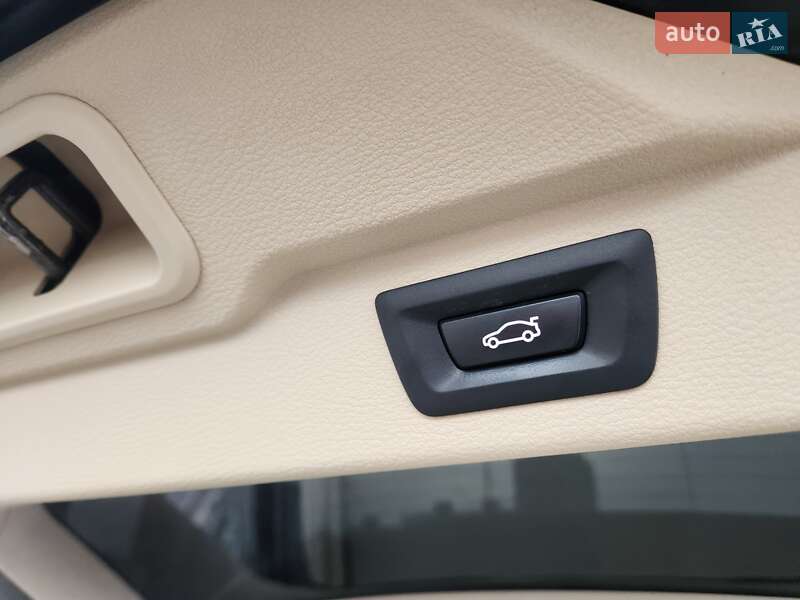 Внедорожник / Кроссовер BMW X5 2013 в Киеве