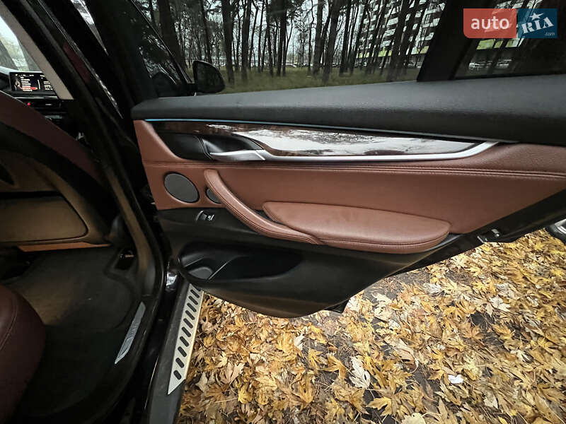 Внедорожник / Кроссовер BMW X5 2014 в Киеве