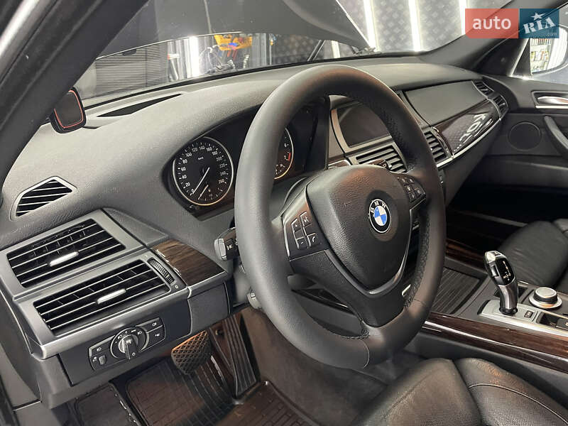 Внедорожник / Кроссовер BMW X5 2007 в Одессе