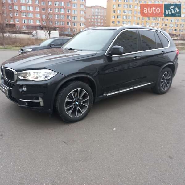 Внедорожник / Кроссовер BMW X5 2016 в Староконстантинове
