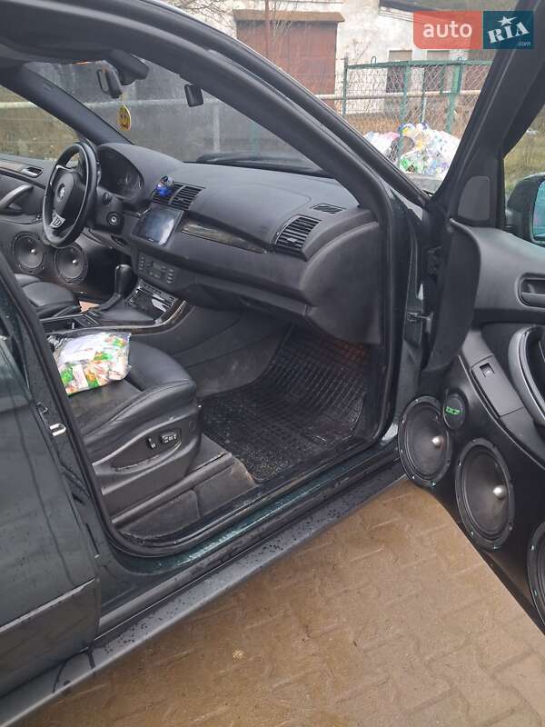 Позашляховик / Кросовер BMW X5 2004 в Сторожинці