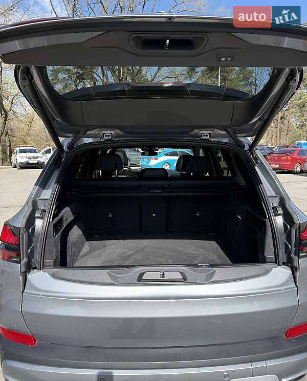 Внедорожник / Кроссовер BMW X5 2023 в Авангарде