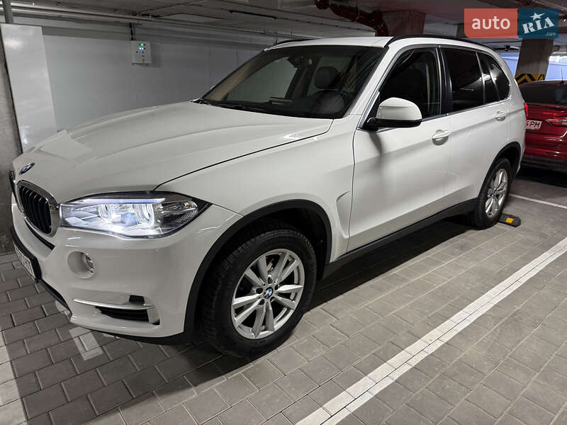 Внедорожник / Кроссовер BMW X5 2017 в Киеве