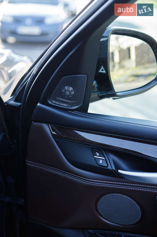 Позашляховик / Кросовер BMW X5 2016 в Вінниці