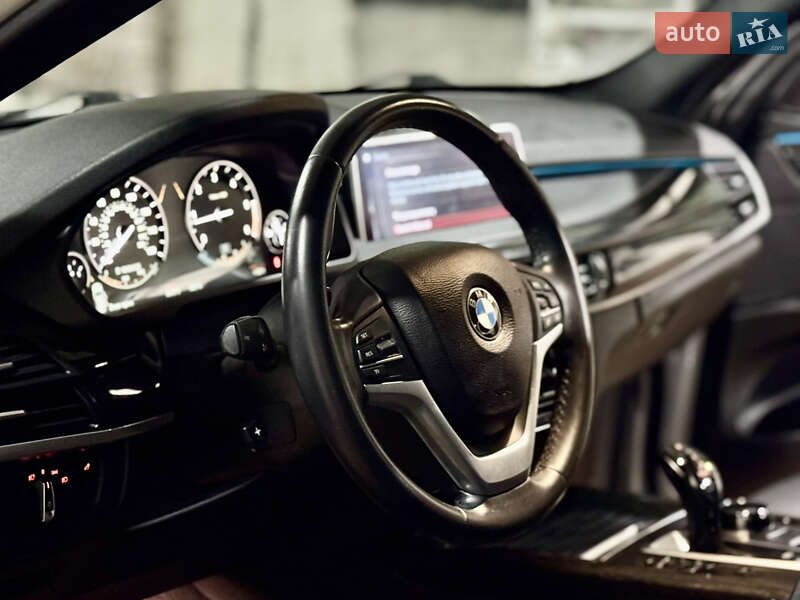 Внедорожник / Кроссовер BMW X5 2018 в Сарнах