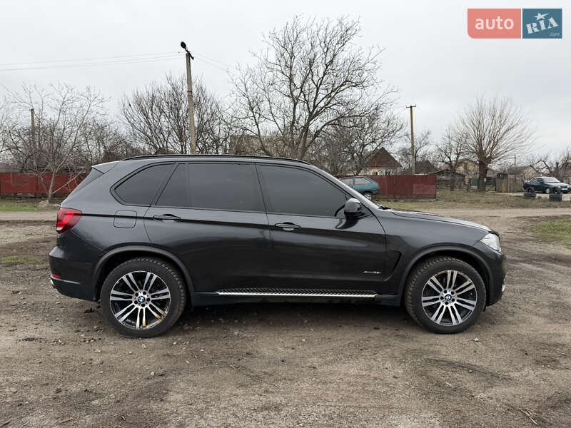 Позашляховик / Кросовер BMW X5 2014 в Запоріжжі