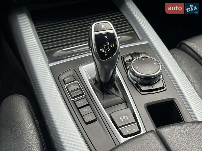 Внедорожник / Кроссовер BMW X5 2014 в Ровно