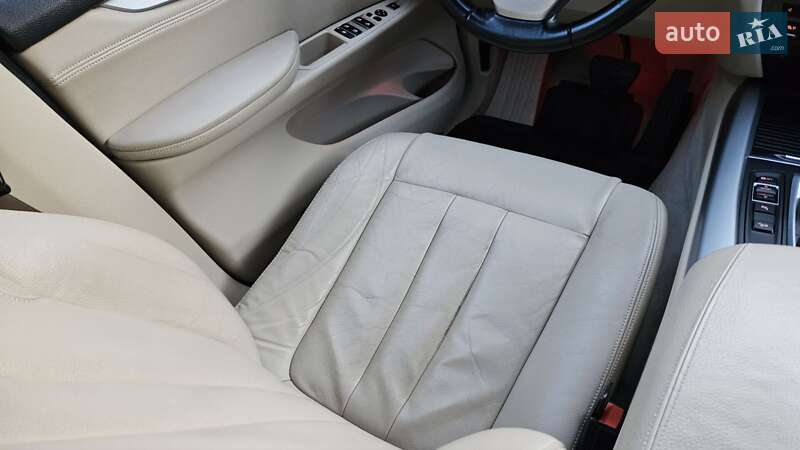 Позашляховик / Кросовер BMW X5 2014 в Сваляві