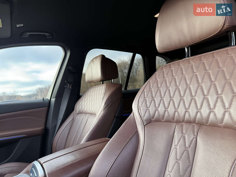 Внедорожник / Кроссовер BMW X5 2021 в Днепре