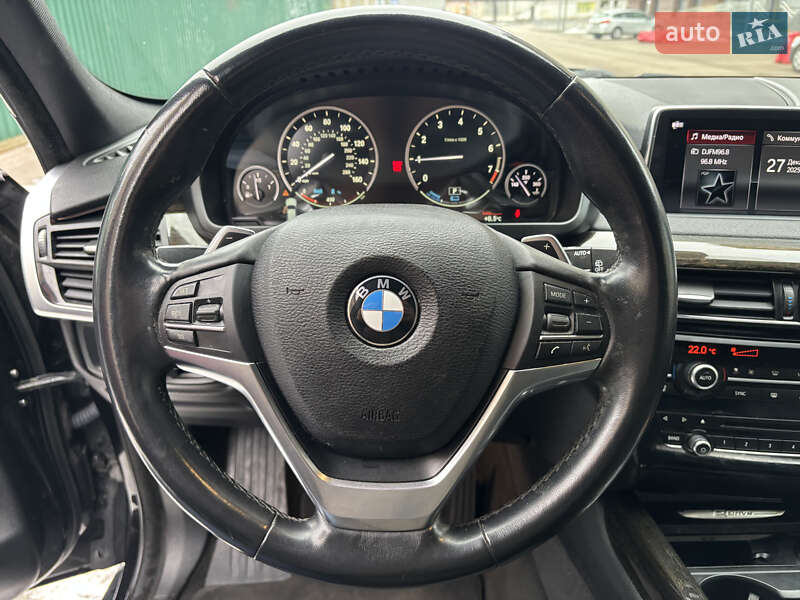 Позашляховик / Кросовер BMW X5 2017 в Києві