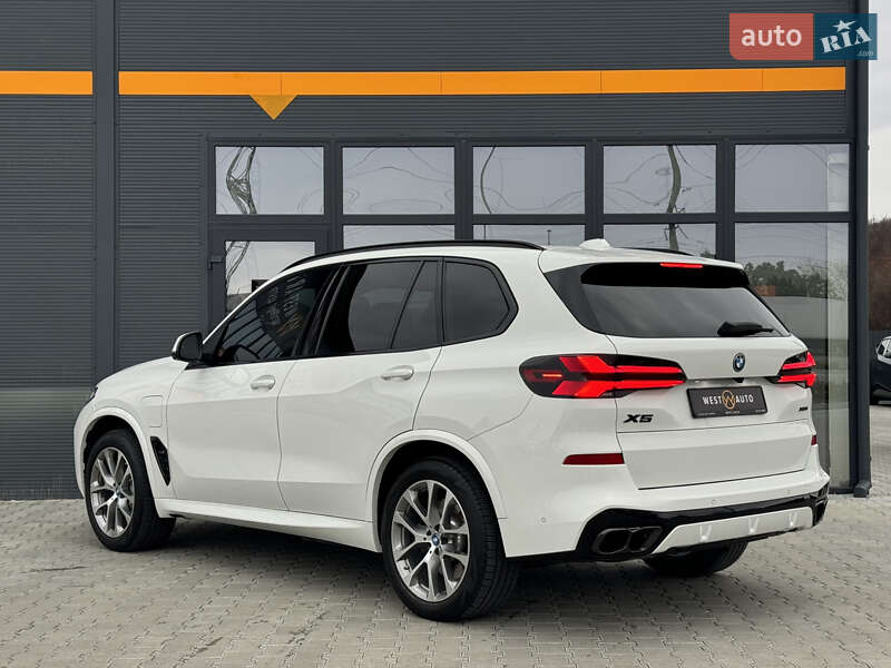 Внедорожник / Кроссовер BMW X5 2023 в Мукачево
