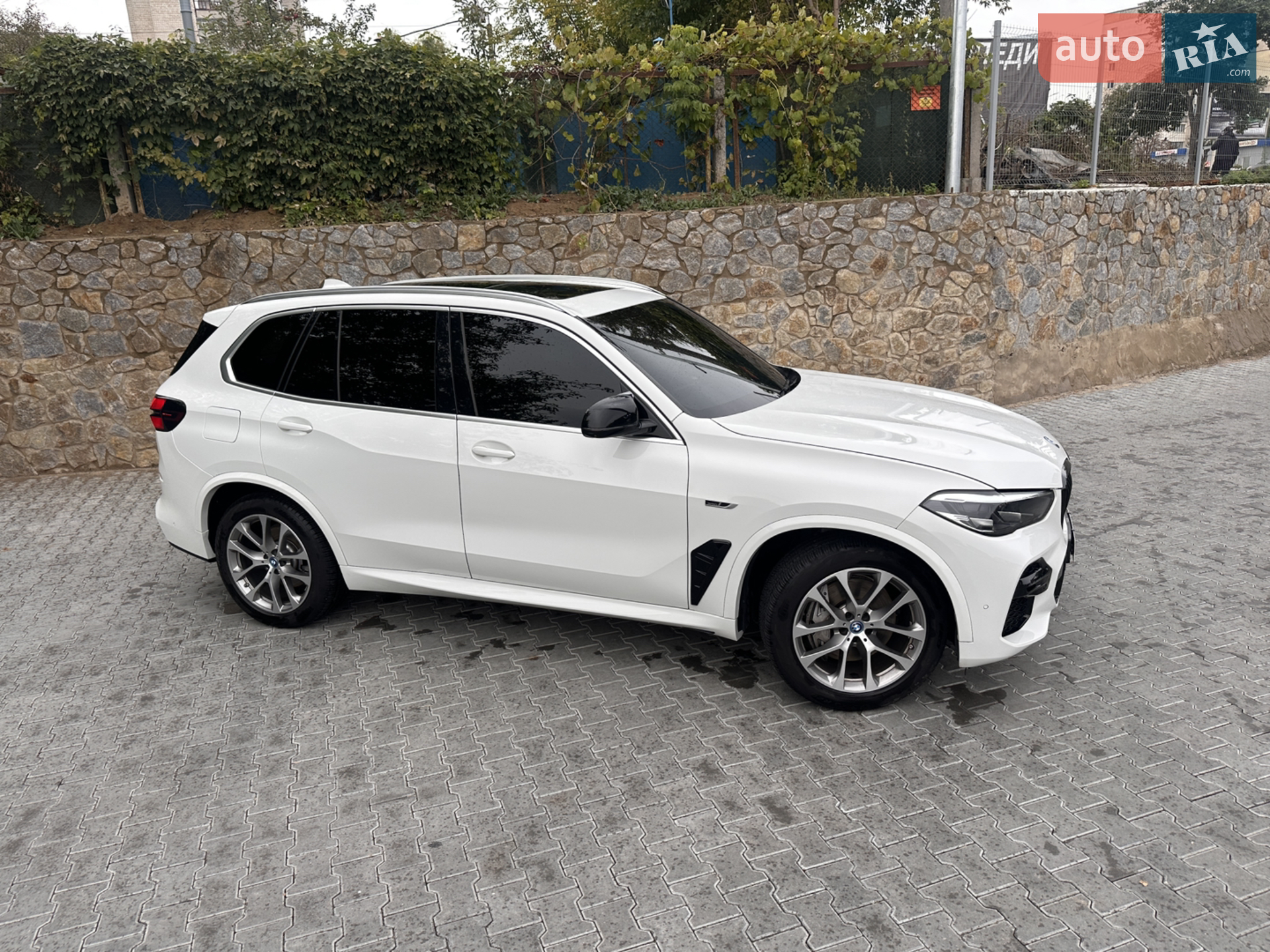 2022 BMW X5 - мініатюра 2