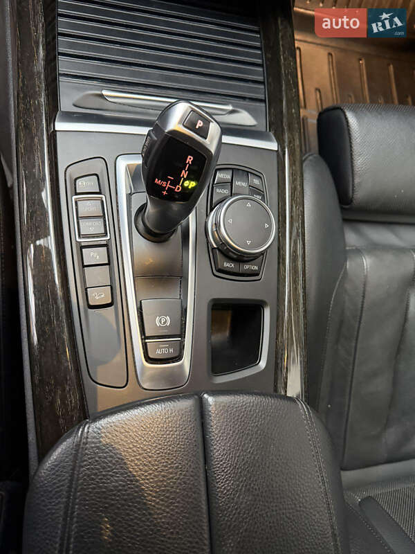 Внедорожник / Кроссовер BMW X5 2015 в Киеве