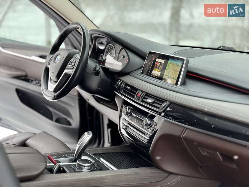 Внедорожник / Кроссовер BMW X5 2015 в Сумах