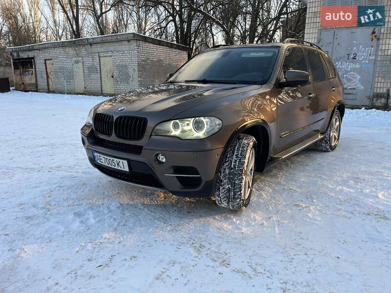 Внедорожник / Кроссовер BMW X5 2012 в Кривом Роге