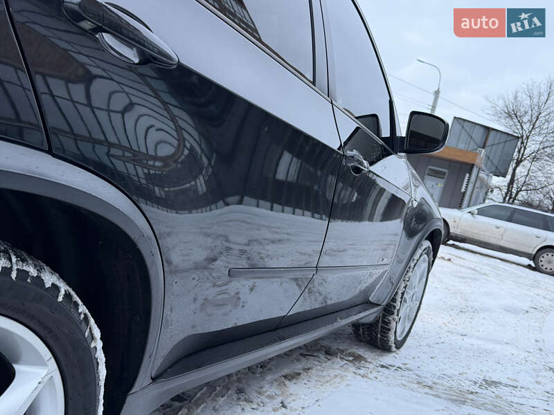 Внедорожник / Кроссовер BMW X5 2011 в Ровно