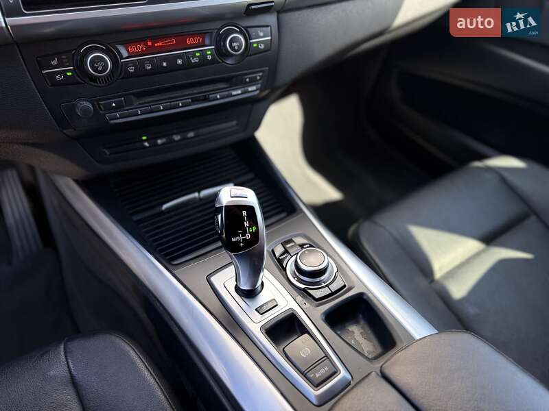 Внедорожник / Кроссовер BMW X5 2012 в Львове