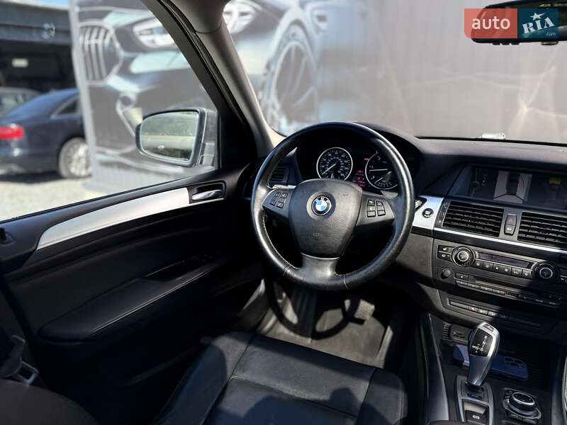 Внедорожник / Кроссовер BMW X5 2012 в Львове