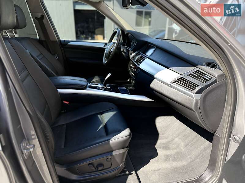 Внедорожник / Кроссовер BMW X5 2012 в Львове