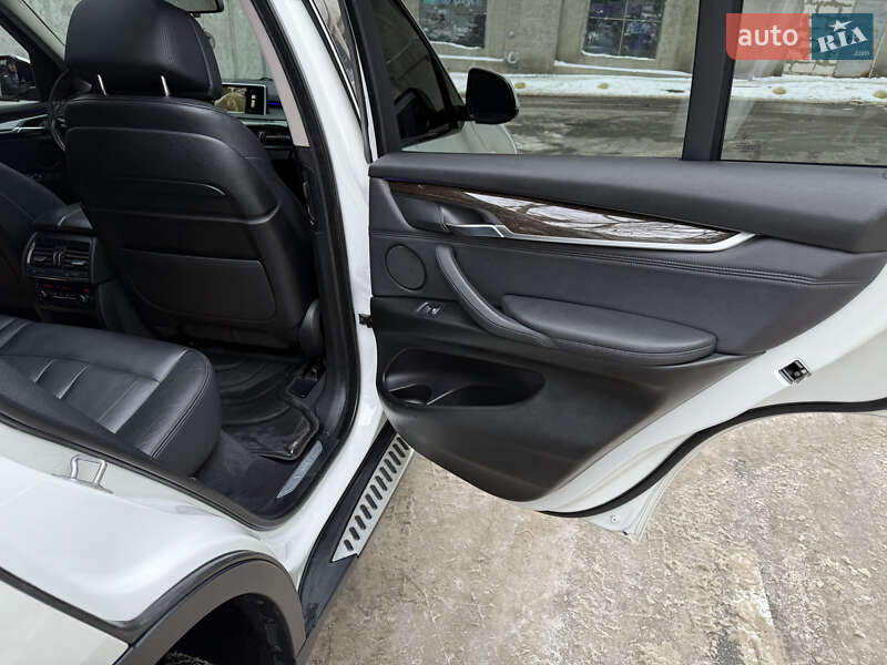 Внедорожник / Кроссовер BMW X5 2014 в Киеве