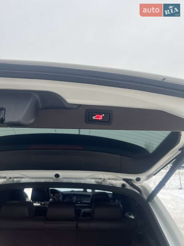 Внедорожник / Кроссовер BMW X5 2012 в Киеве