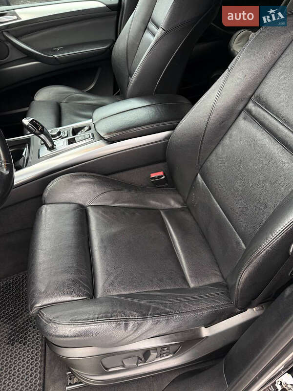 Внедорожник / Кроссовер BMW X5 2011 в Полонном