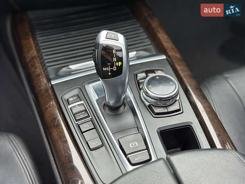 Внедорожник / Кроссовер BMW X5 2014 в Днепре