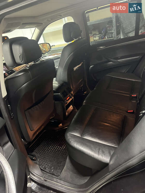 Позашляховик / Кросовер BMW X5 2011 в Кам'янець-Подільському