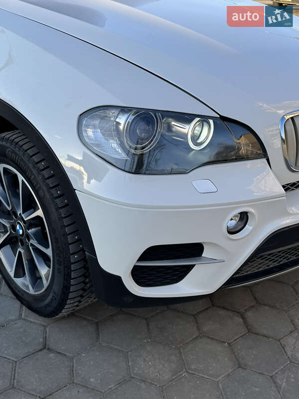 Внедорожник / Кроссовер BMW X5 2010 в Ивано-Франковске