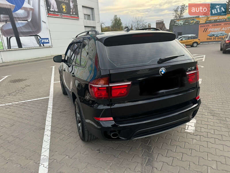 Внедорожник / Кроссовер BMW X5 2011 в Киеве