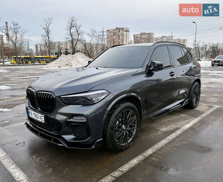 BMW X5 2019