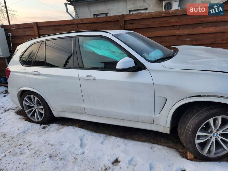 Внедорожник / Кроссовер BMW X5 2017 в Днепре