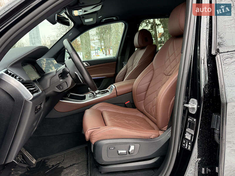 Внедорожник / Кроссовер BMW X5 2023 в Киеве