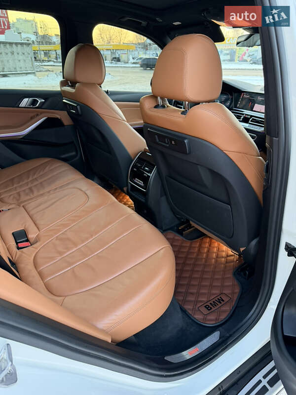 Позашляховик / Кросовер BMW X5 2018 в Києві фото 22 Позашляховик / Кросовер BMW X5 2018 в Києві