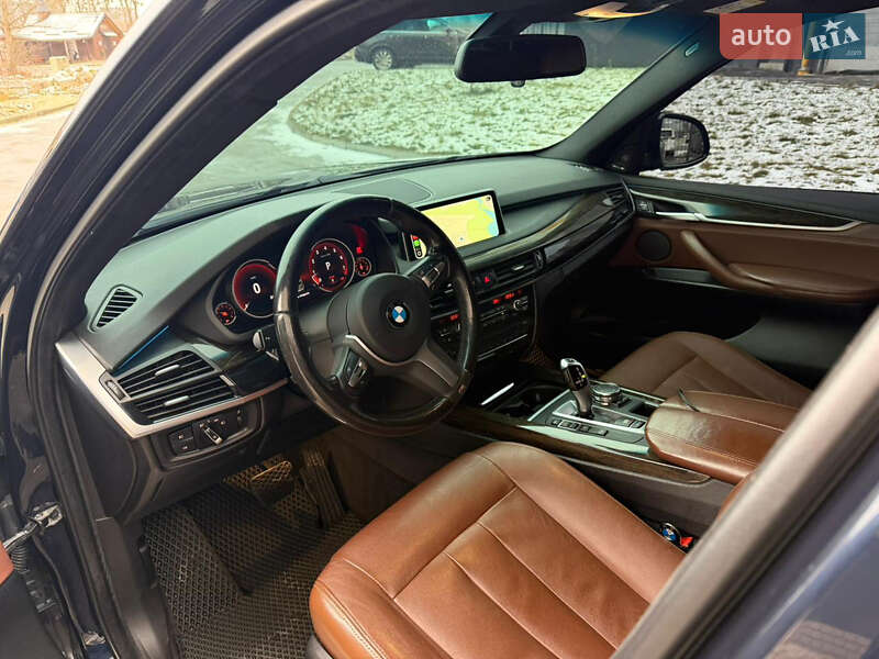 Позашляховик / Кросовер BMW X5 2016 в Івано-Франківську