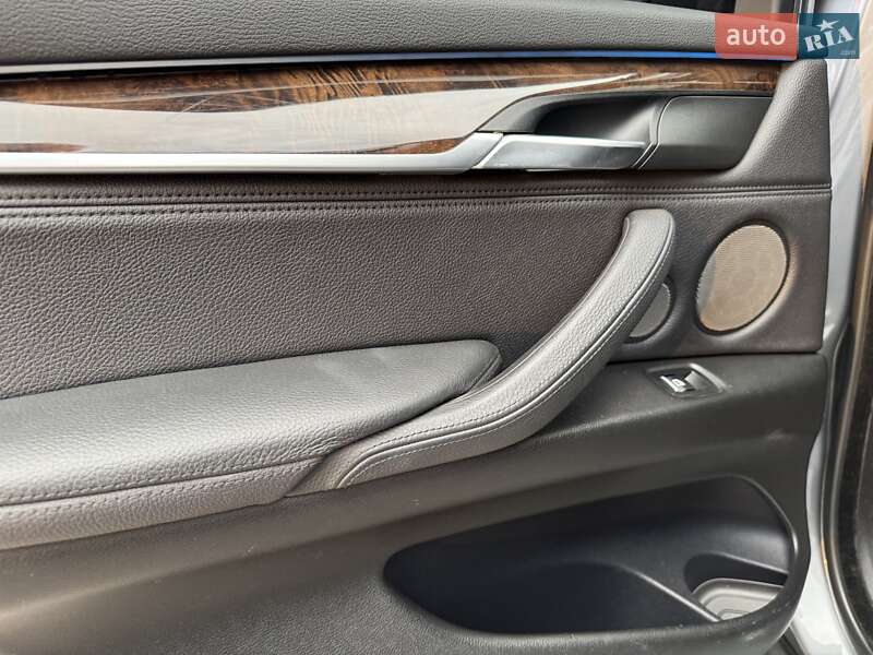 Внедорожник / Кроссовер BMW X5 2014 в Одессе