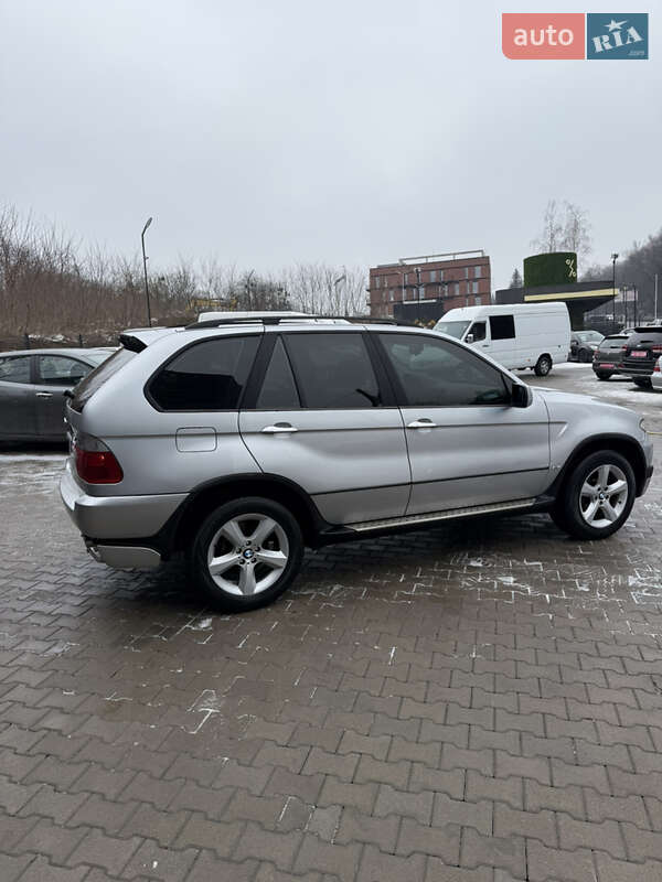 Позашляховик / Кросовер BMW X5 2004 в Чернівцях