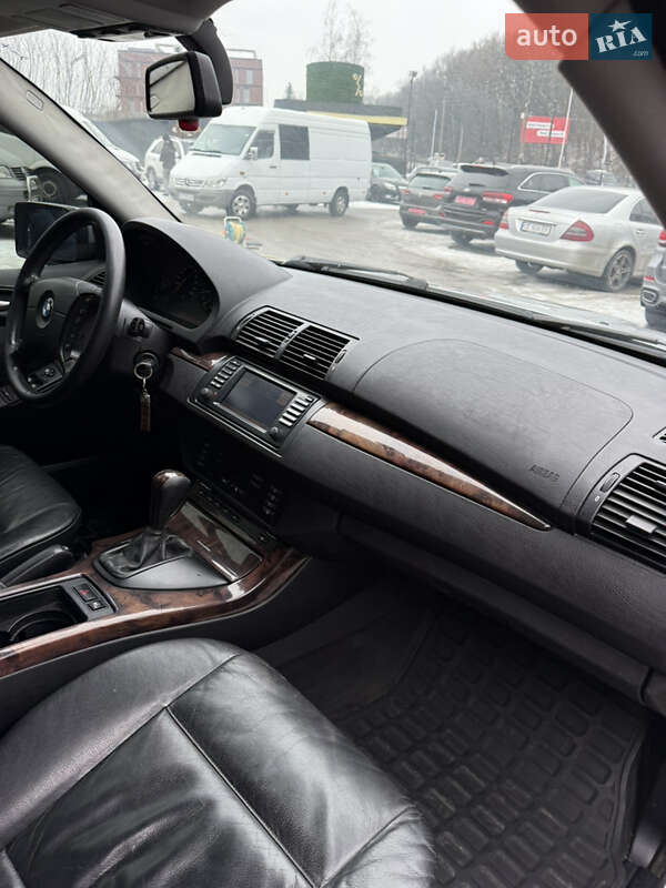 Позашляховик / Кросовер BMW X5 2004 в Чернівцях