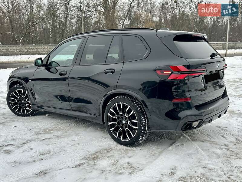 Внедорожник / Кроссовер BMW X5 2024 в Киеве