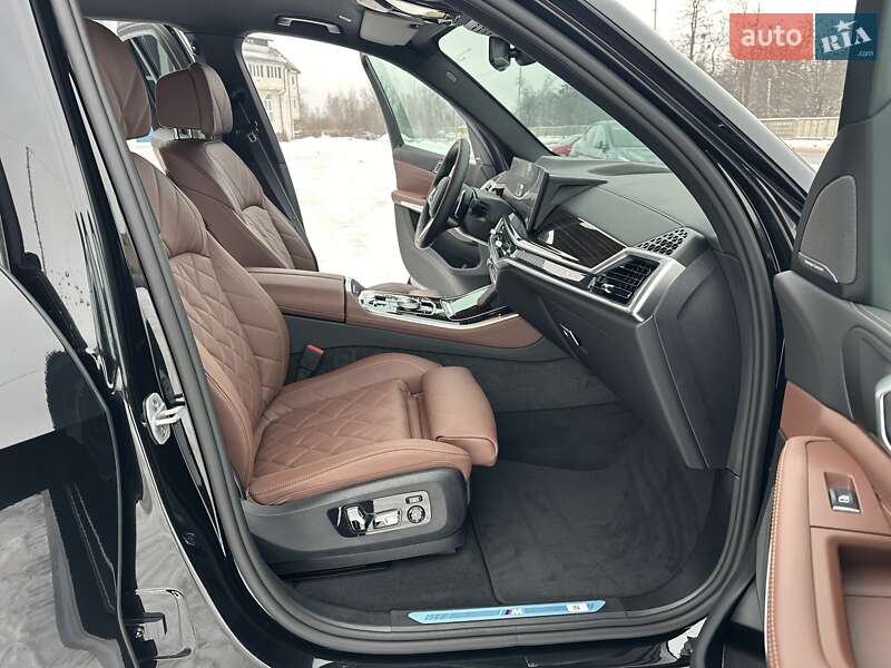 Внедорожник / Кроссовер BMW X5 2024 в Киеве