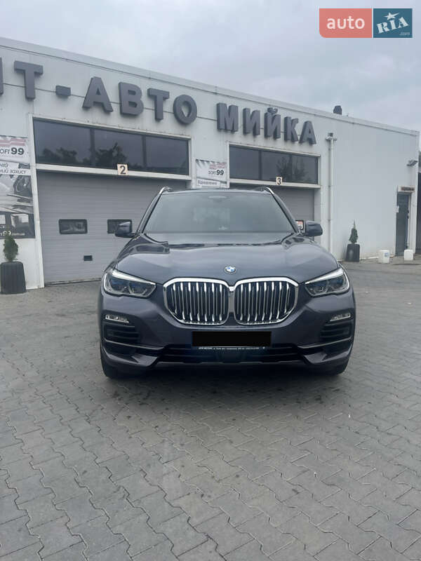 Позашляховик / Кросовер BMW X5 2018 в Вінниці