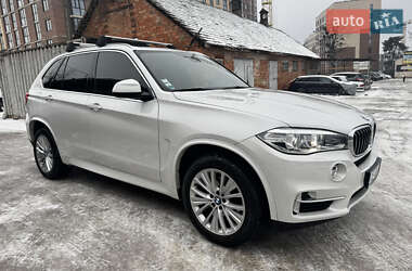 Внедорожник / Кроссовер BMW X5 2016 в Черновцах