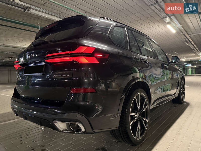 Позашляховик / Кросовер BMW X5 2023 в Києві