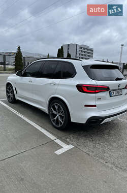 Внедорожник / Кроссовер BMW X5 2021 в Киеве